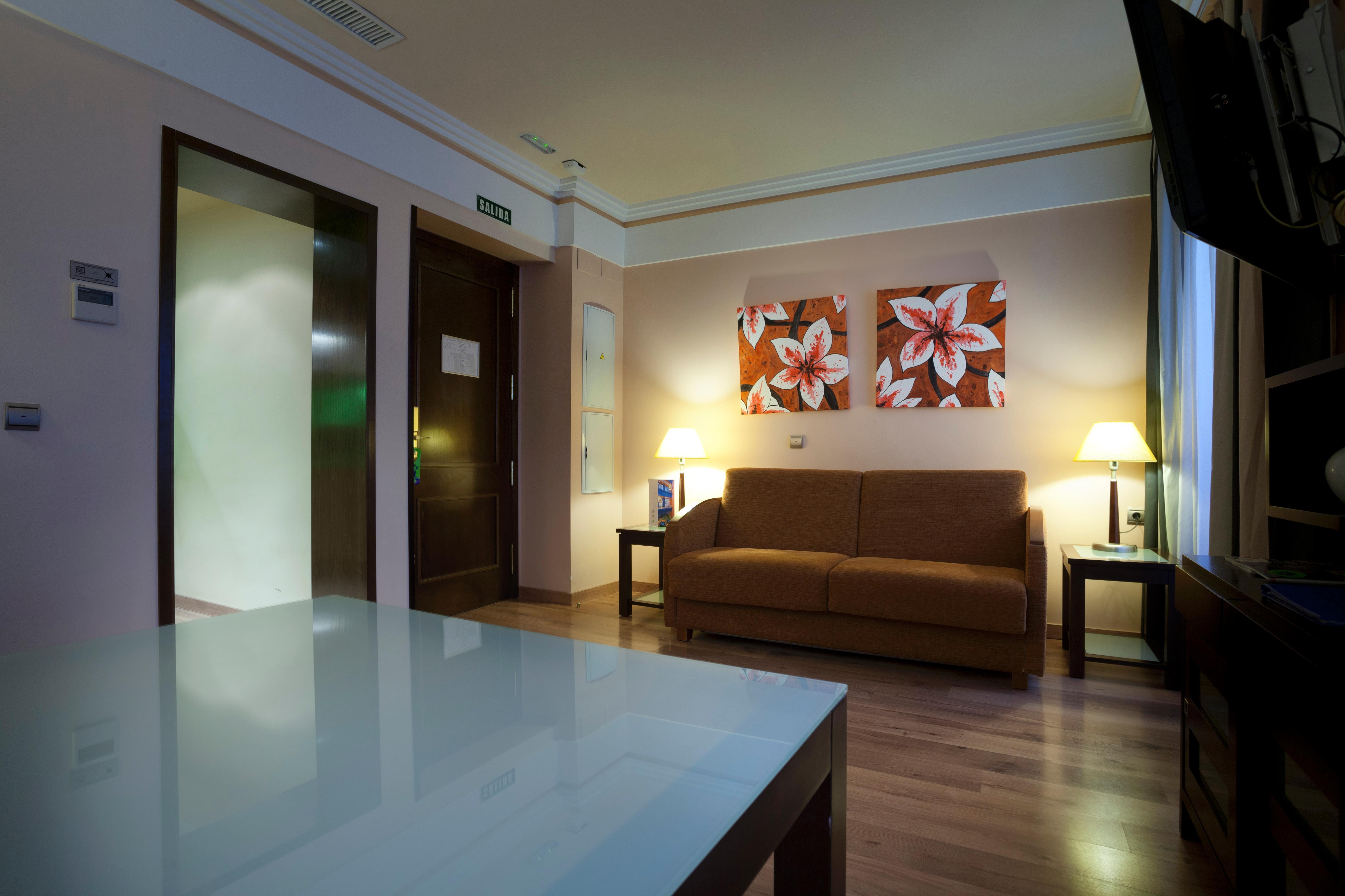 Suites Gran Via 44 Гранада Экстерьер фото