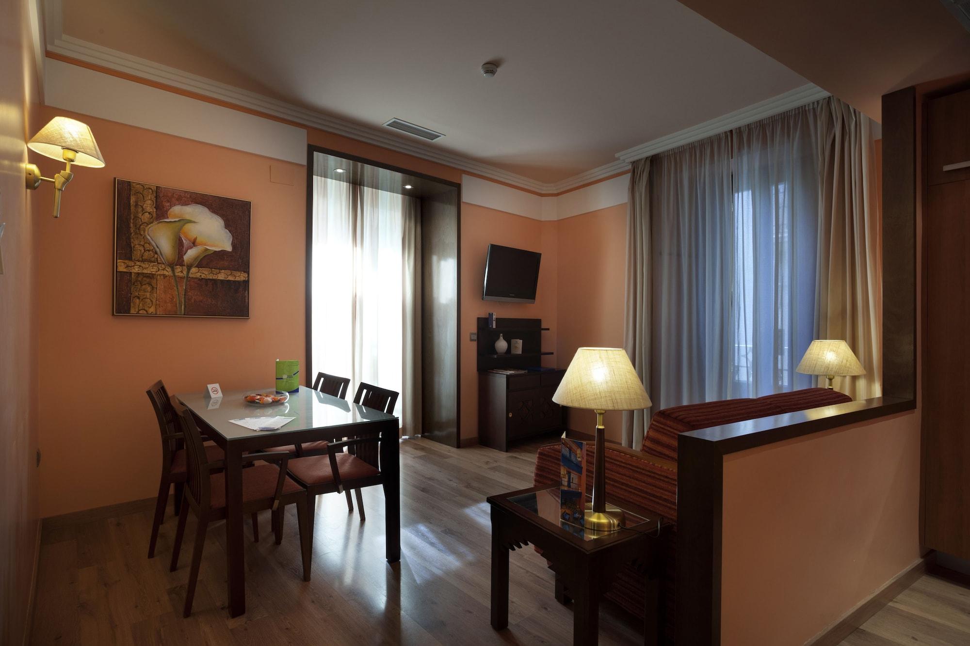 Suites Gran Via 44 Гранада Экстерьер фото