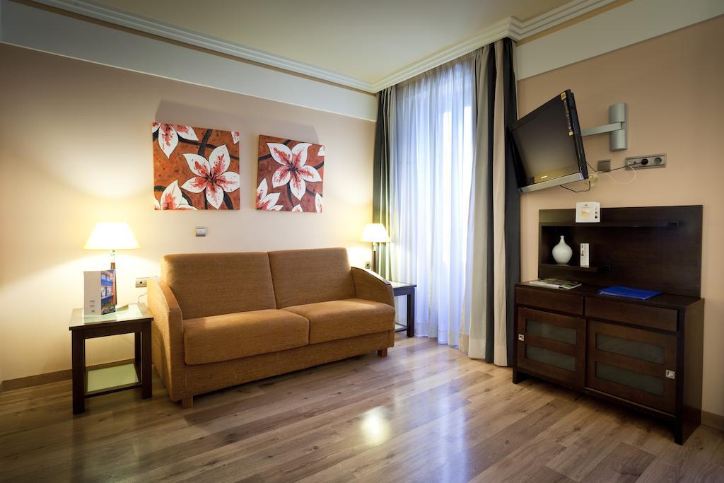 Suites Gran Via 44 Гранада Экстерьер фото